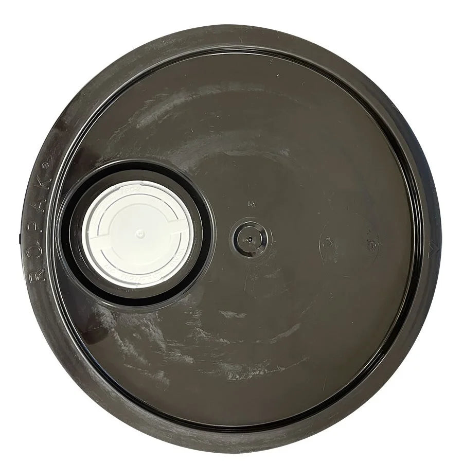 12L / 20L PAIL COVER WITH SPOUT (1)