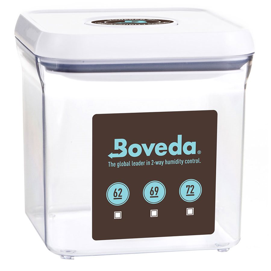 BOVEDA 8 G COUNTER DISPLAY (1)